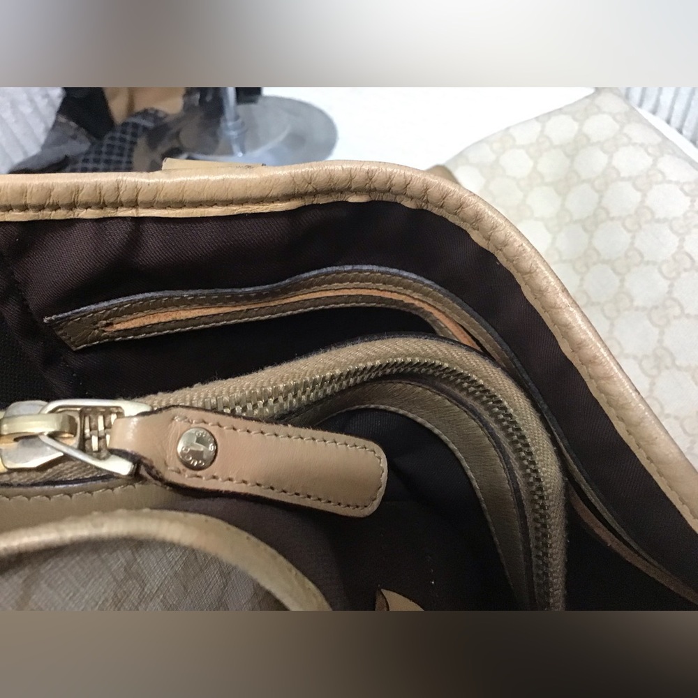 Gucci bags - Picture 12 of 16